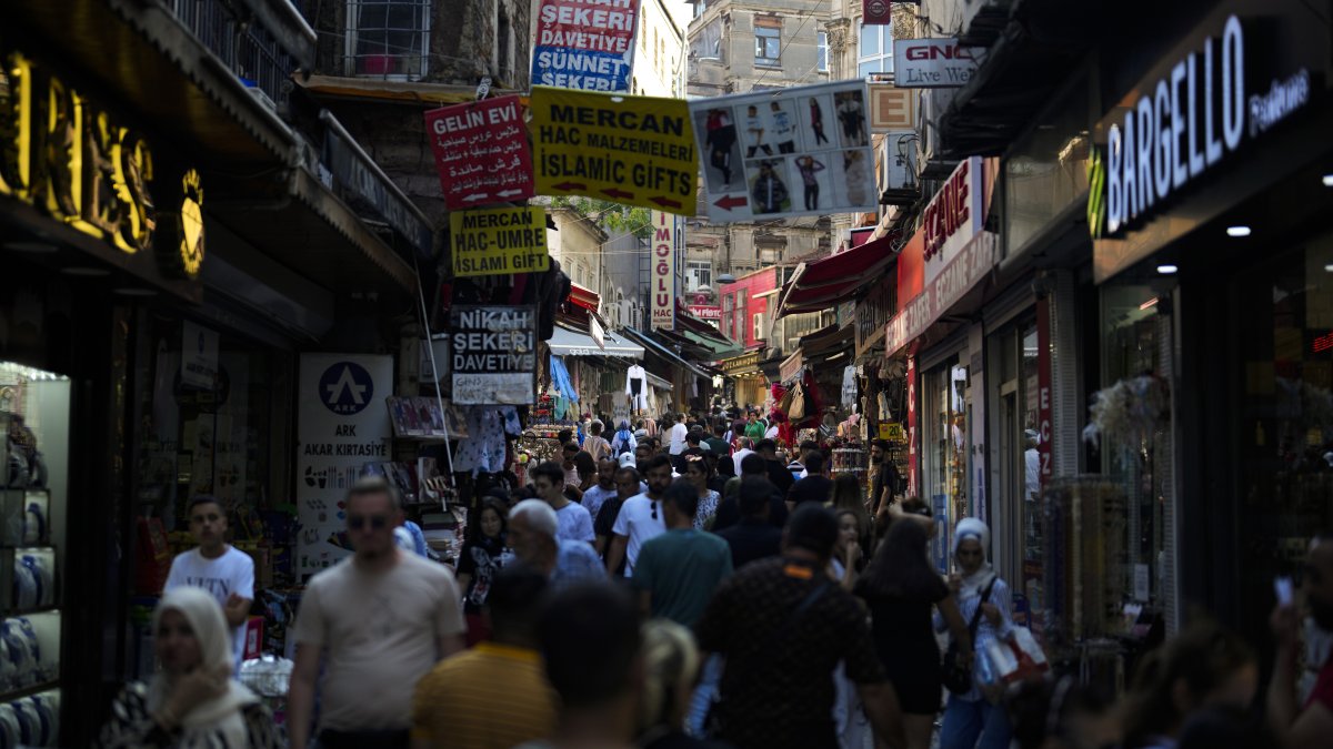 Internet usage in Türkiye surpasses 90% in 2025