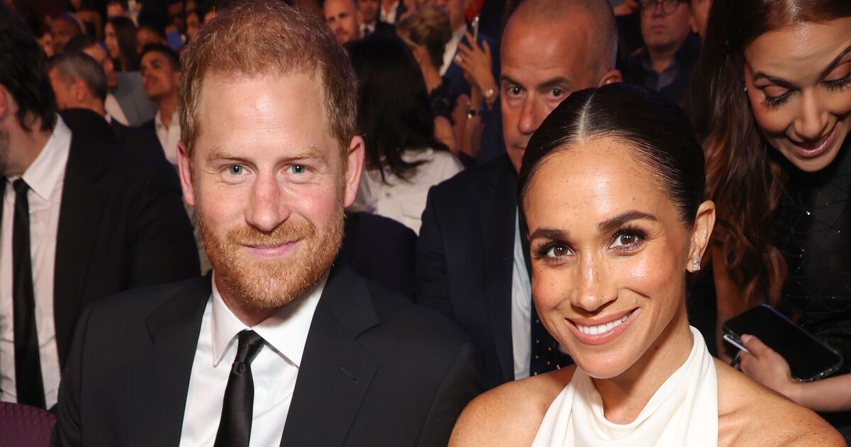 Prince Harry 'didn't help' Meghan Markle with Royal Family - Celebrity News - Entertainment