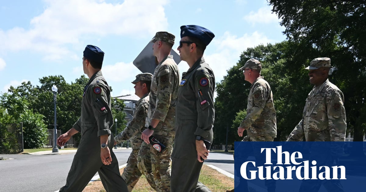 Trump could expand role of national guard for ‘quick reaction’ to unrest | Trump administration