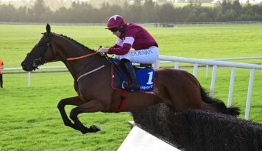 King of Kingsfield the star as Elliott lands four-timer