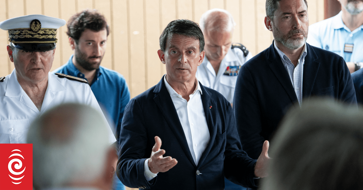 French Overseas Minister in New Caledonia to save Bougival deal