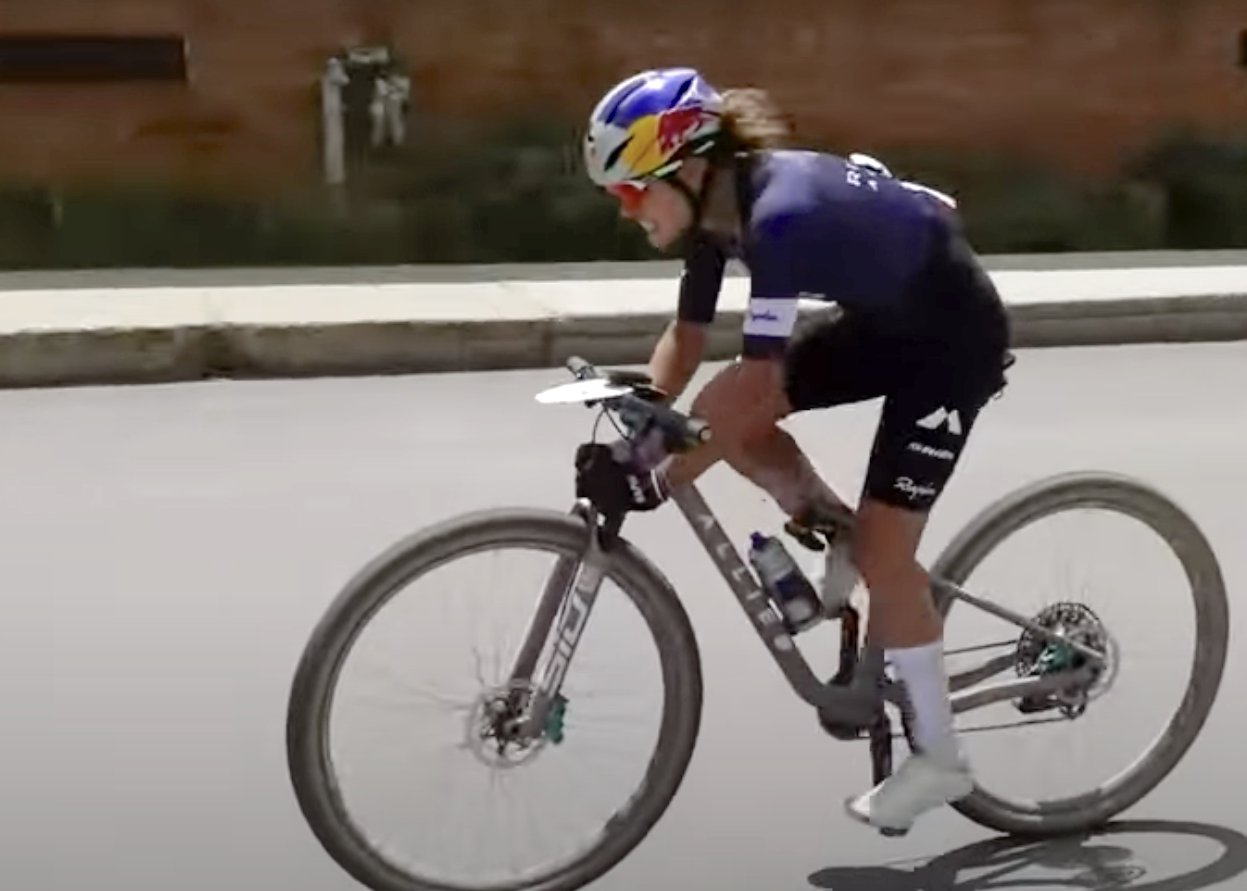 Leadville Trail 100 MTB: Kate Courtney sets new women
