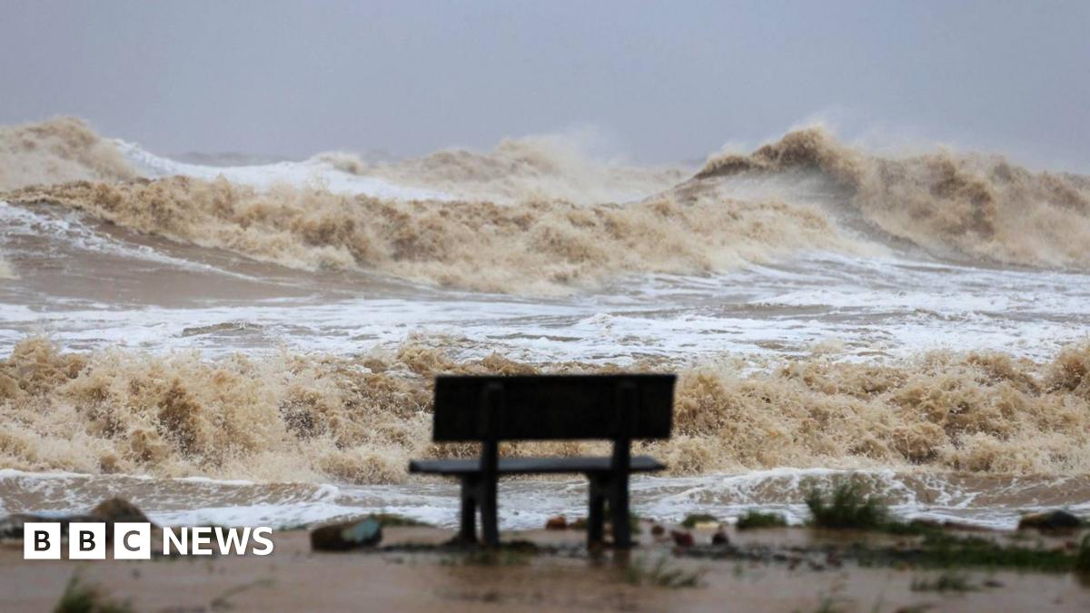Typhoon Kajiki live: Powerful typhoon makes landfall in Vietnam after more than 500,000 people ordered to evacuate