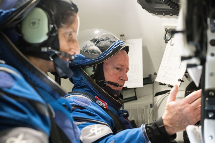 Astronauts Suni Williams (left) and Butch Wilmore train at NASA’s Johnson Space Center in 2022.