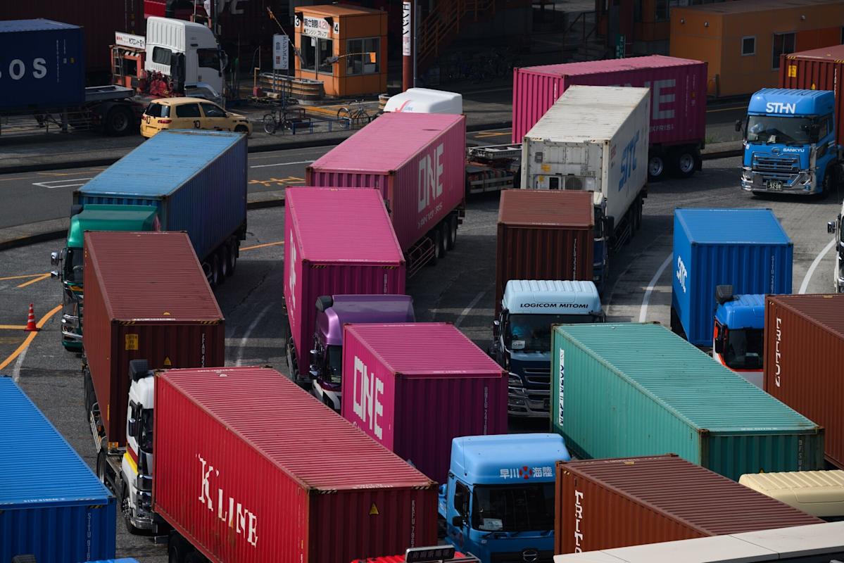 Asian Stocks Decline on Tariffs, Dollar Edges Up: Markets Wrap