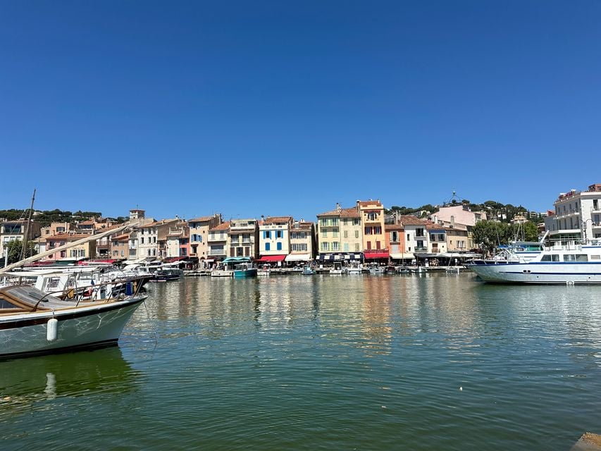 Cassis harbour