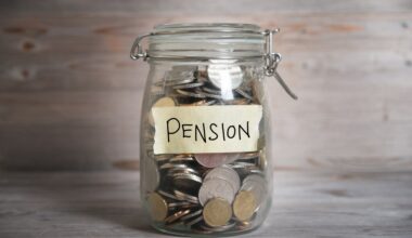 Changes to pensions of government workers being considered