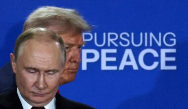 Russia pours water on Ukraine peace hopes as tech trade takes a hit from AI doubts