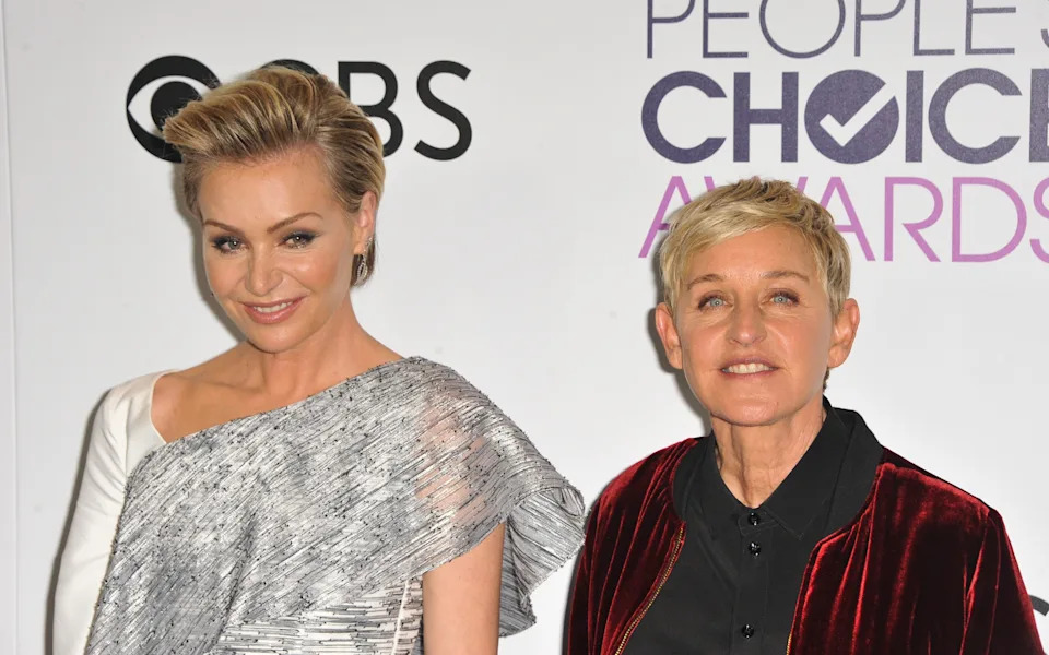 Ellen DeGeneres, Portia de Rossi in the press room for People’s Choice Awards 2017 - Press Room, Microsoft Theatre L.A. Live, Los Angeles, CA January 18, 2017. Photo By: Elizabeth Goodenough/Everett Collection