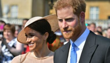 Meghan Markle begged Prince Harry to leave royal event as she was 'bored' | Royal | News