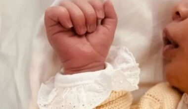 Royal couple quietly announce 2nd baby as adorable pictures released | Royal | News