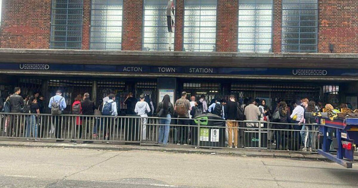 Acton Town London Underground Station evacuated as passengers told 'do not enter' | UK | News