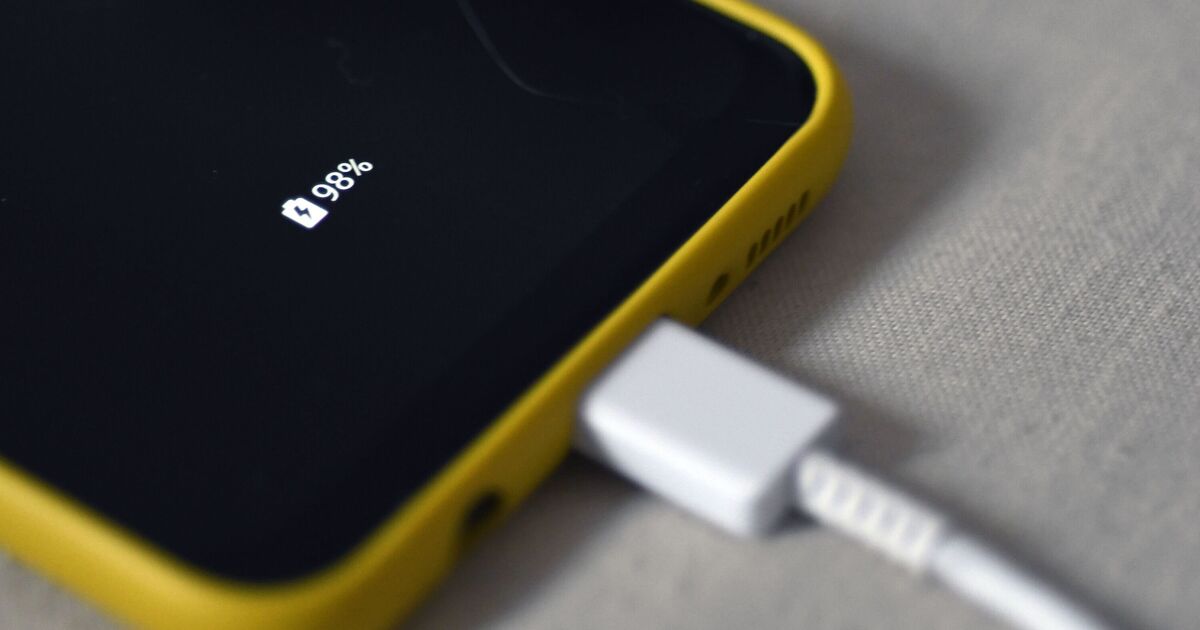 UK households urged not to leave mobile phones charging overnight | UK | News