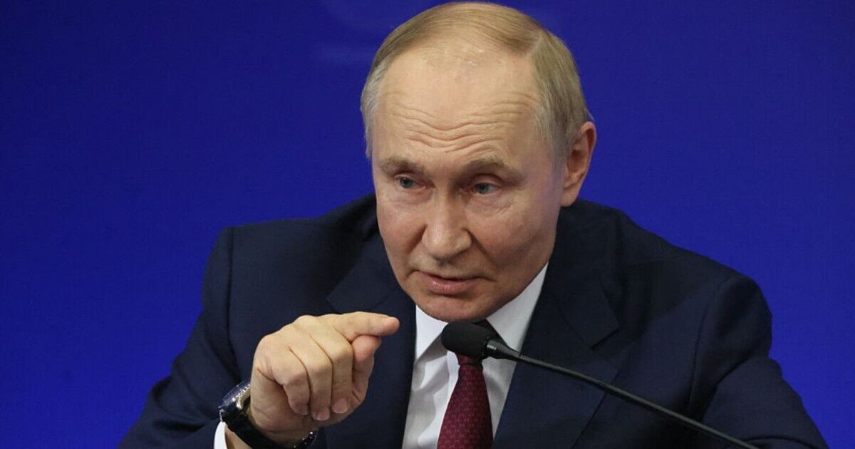 Russia threatens to 'march on Paris' as all-out WW3 fears erupt | World | News