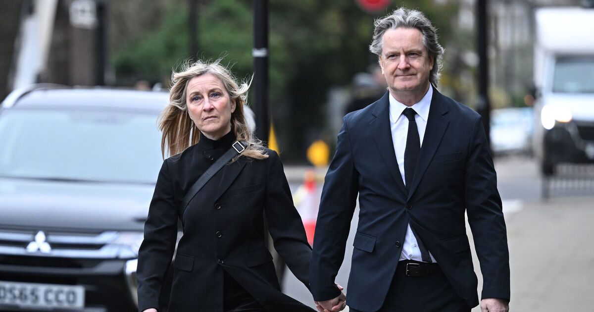 Fiona Phillips' husband makes deathbed confession as star battles Alzheimer's | Celebrity News | Showbiz & TV