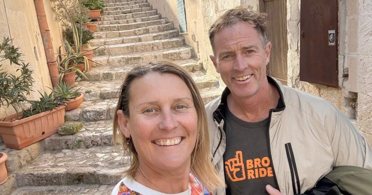 British couple detained in Iran 'whisked away' to court as family issues plea | World | News