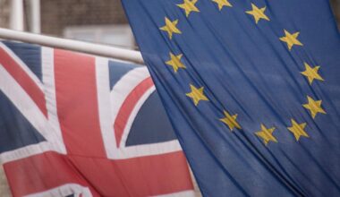 Post-Brexit chaos as EU citizens living in Britain wrongly barred from UK