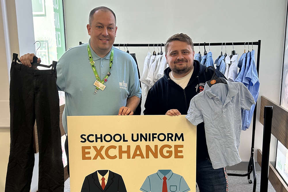 Councillor launches school uniform exchange