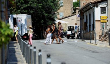 Europe sees travel boom in off-peak season, survey finds