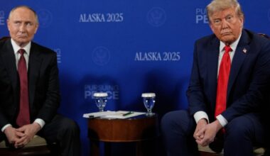 Trump Mocked For Childlike Behavior Falling For Putins Flattery
