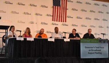 Minnesota Task Force Meets at Farmfest