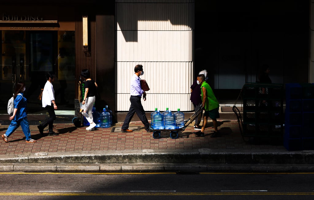The average retirement savings target of 60 per cent of the respondents was HK$5 million. Photo: Nora Tam