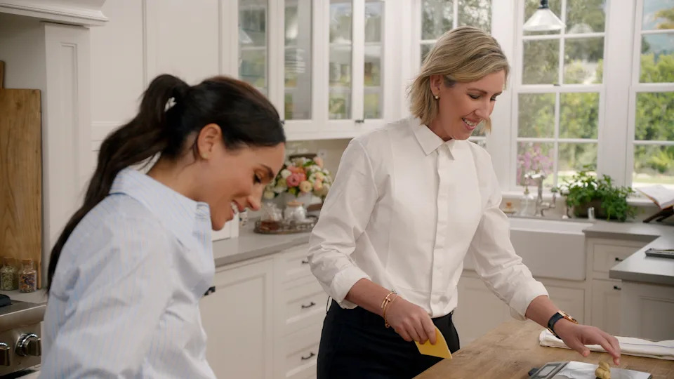 WITH LOVE, MEGHAN, (aka WITH LOVE MEGHAN), from left: host Meghan, Duchess of Sussex (aka Meghan Markle), Clare Smyth, (Season 2, ep. 206, aired Aug. 26, 2025). photo: ©Netflix / Courtesy Everett Collection