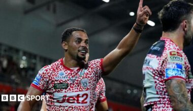 Umyla Hanley celebrates scoring for Leigh against Warrington