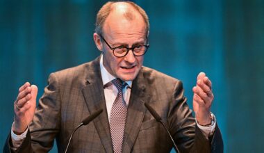 Germany's Merz to discuss maintaining sanctions pressure on Russia in Washington