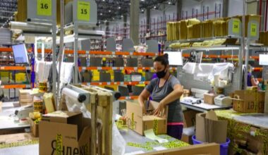 Wage arrears mount in Russia as hidden unemployment hits record highs