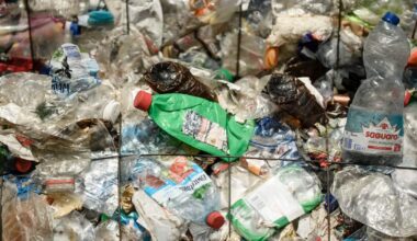 EU probes Greece on recycling projects  – POLITICO
