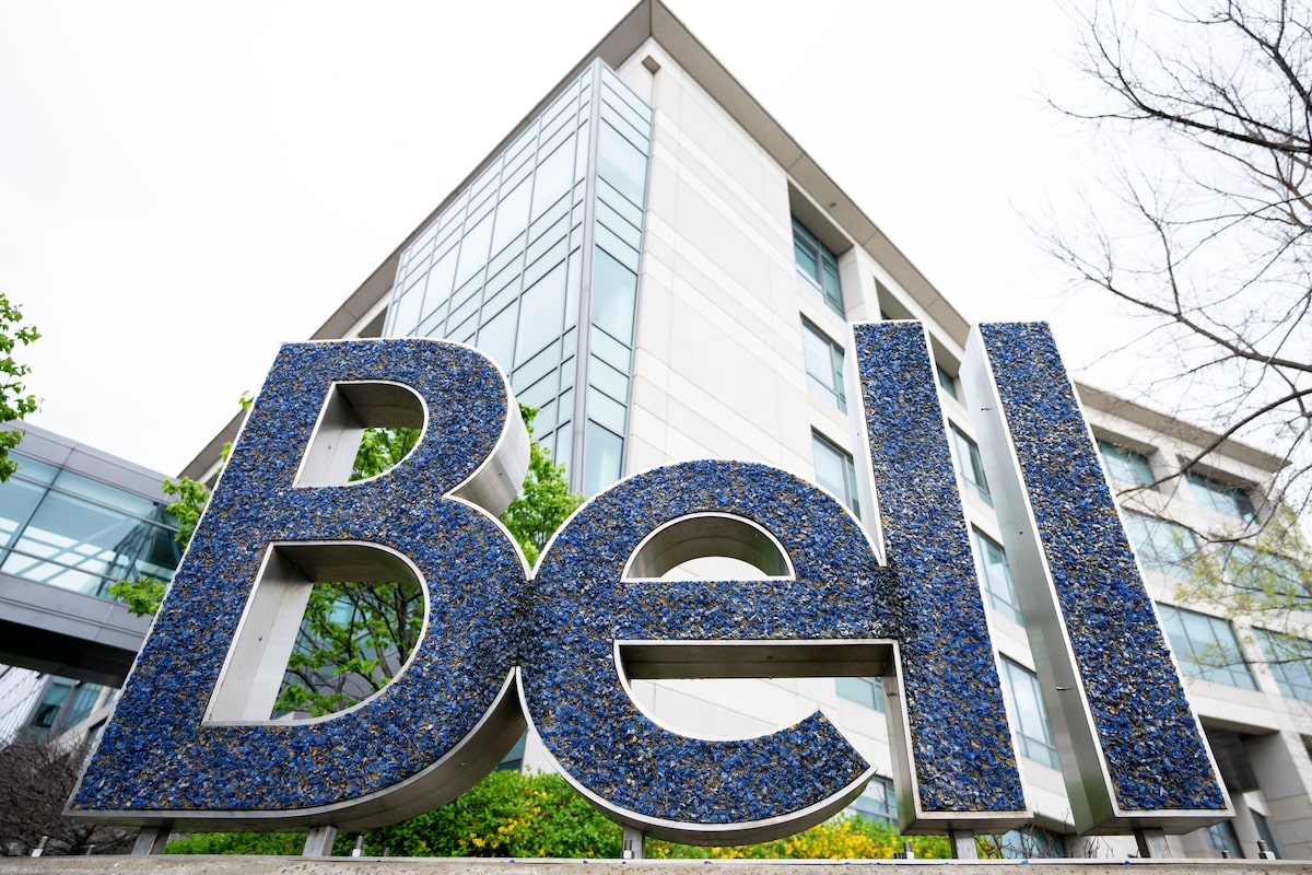 If Bell doesn’t like competing with Telus on its own broadband network, it really won’t like the alternatives