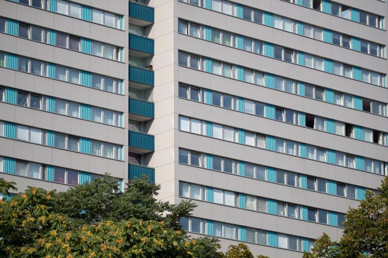 German apartment building permits rise 7.9% in June as sector wobbles
