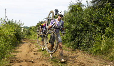Rosa Klöser edges Geerike Schreurs on debut at muddy CORE4 in Iowa for second consecutive win in Gravel Earth Series