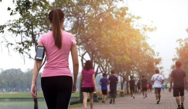 Commuting on foot almost halves the risk of liver tumours and slashes the odds of getting kidney cancer by a third, a study has found (stock image)