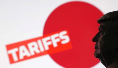 Japan remains cautious on economic impact of tariffs in August report