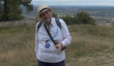 Bampton sepsis survivor walks the Cotswold Way for awareness