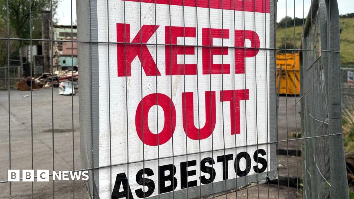 A graphic describing what asbestos is and explaining the affects it can have. It explains asbestos is a fibre-like material and has been banned in the UK since 1999. It says if material containing asbestos is damaged it can release a fine dust that contains asbestos fibres which can enter the lungs and damage them over time if breathed in. This can lead to serious health problems.