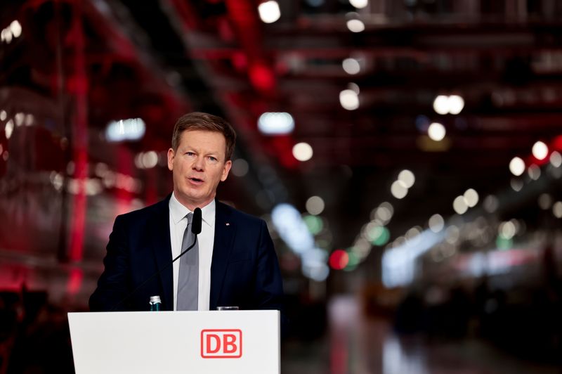 CEO of Germany state rail operator to leave post