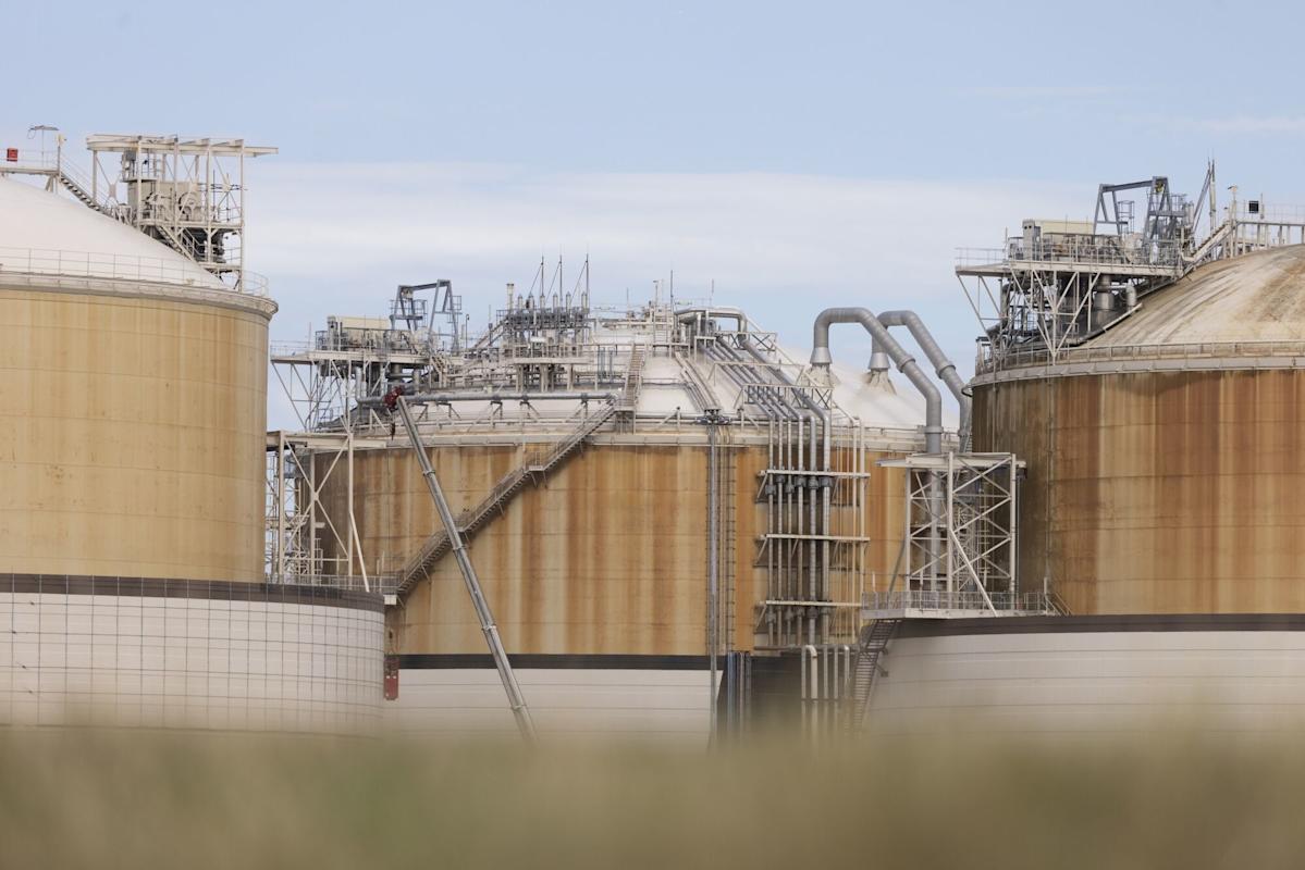 European Gas Drops on Skepticism Trump’s Moves Will Dent Flows