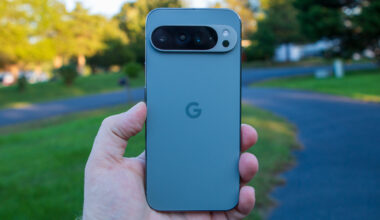 Google Pixel 9 Pro XL in hand