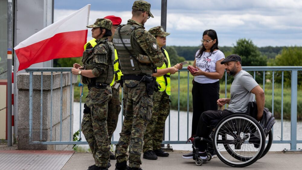 Poles Quit Germany Amid Rising Security Fears ━ The European Conservative