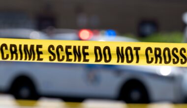 Manhunt for ex-US soldier suspected of killing 4 in Montana bar | Gun Violence News