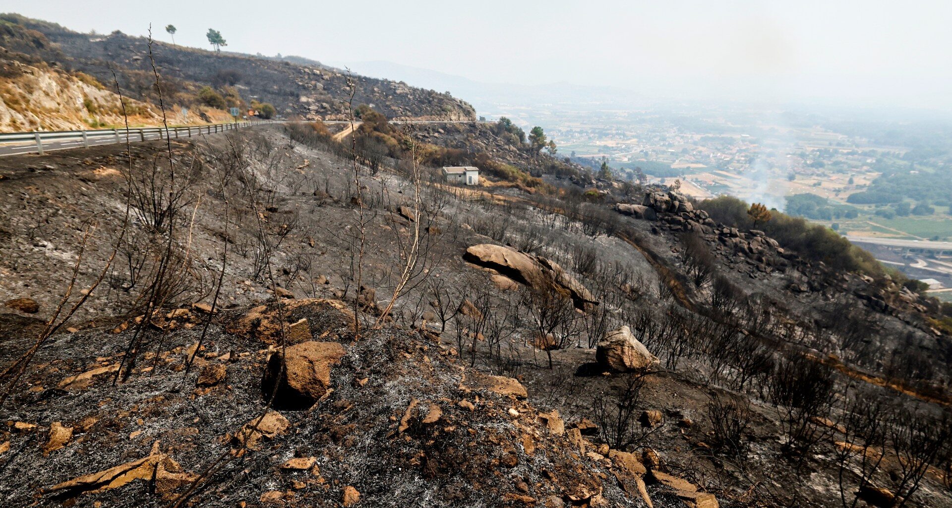 Spain suffers third wildfire death as thousands remain displaced in Europe | Climate Crisis News