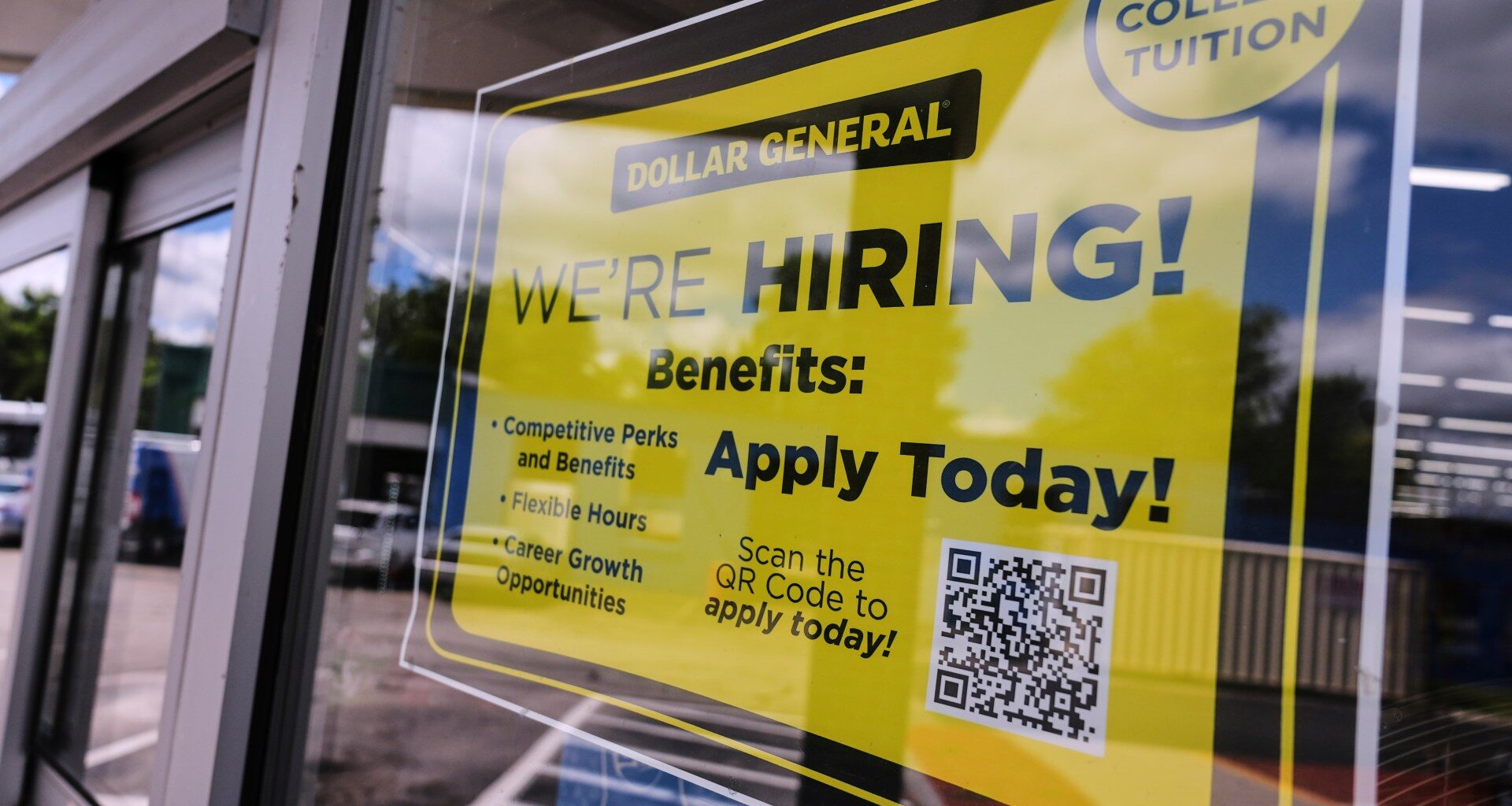 US consumer confidence tumbles as labour market slows | Business and Economy News