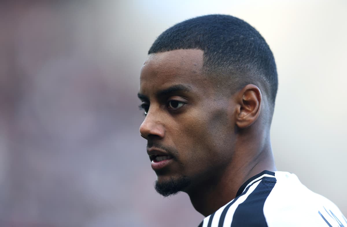 Newcastle make Isak shirt number announcement amid Liverpool links - London Evening Standard