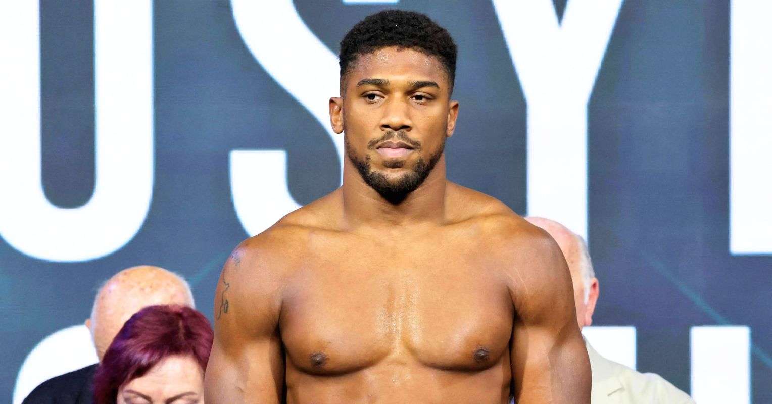 ‘Absolute Frontrunner’ For Anthony Joshua’s Next Fight Named: “It’s Very Dangerous”