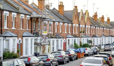 House sales edge upwards in Northern Ireland through July as market sentiment appears upbeat – The Irish News