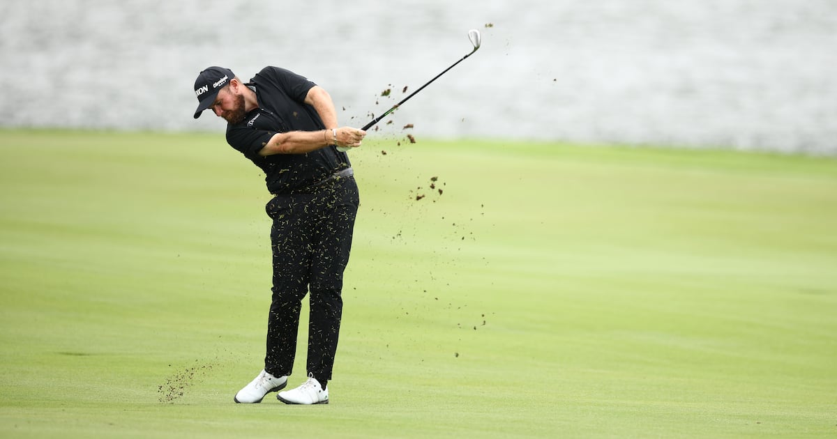 Shane Lowry heeds caddie pep talk to shoot sizzling 63 at Tour Championship – The Irish Times
