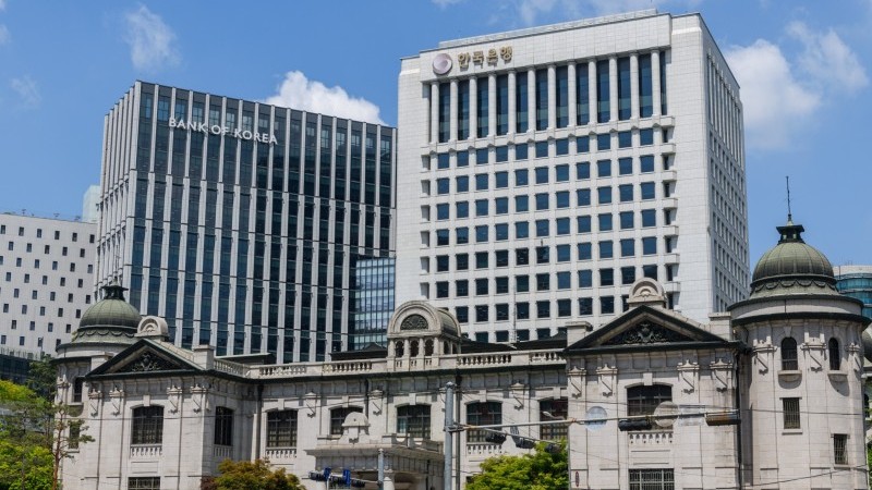 South Korean unemployment falls, but weak private hiring still a concern | snaps